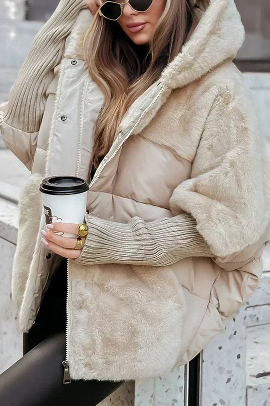 Dames Teddy Winterjas met Capuchon en Oversized Vleermuis Pasvorm Beige