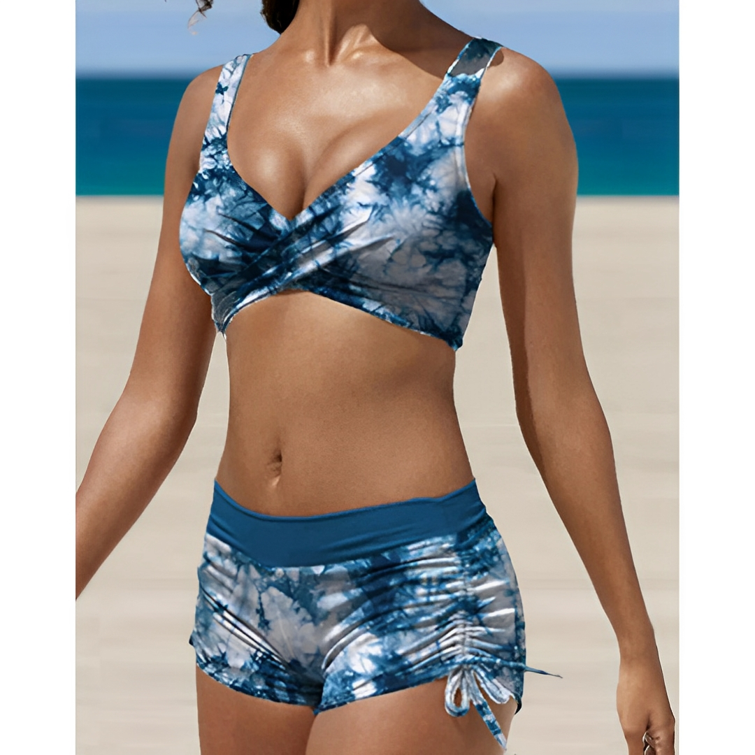 Dames Bikini Set met Crossover Top, V-hals en Geplooide Shorts Blauw