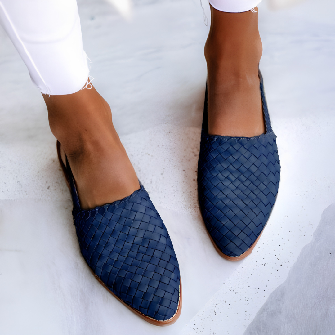 Dames Loafers met Gevlochten Neus en Slingback Gesp Blauw