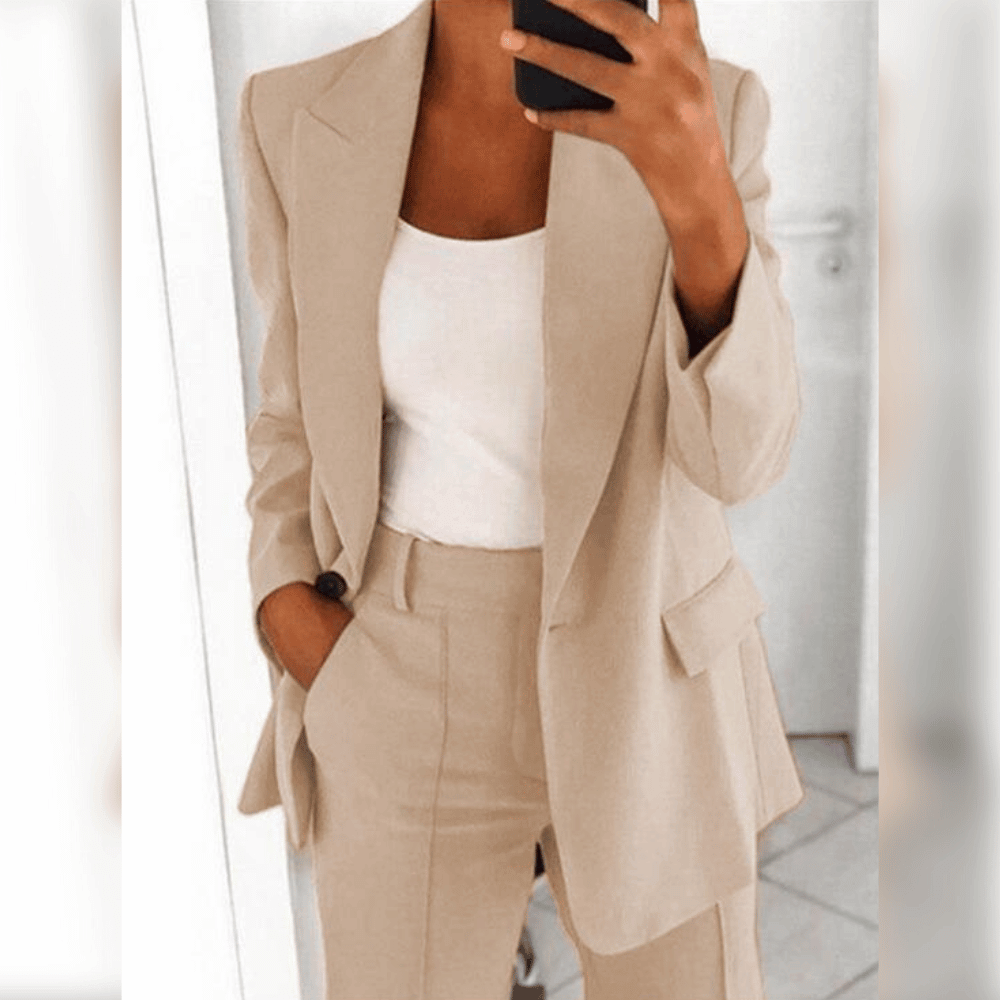 Dames Anzug met Tijdloos Design en Luxe Stoffen 3