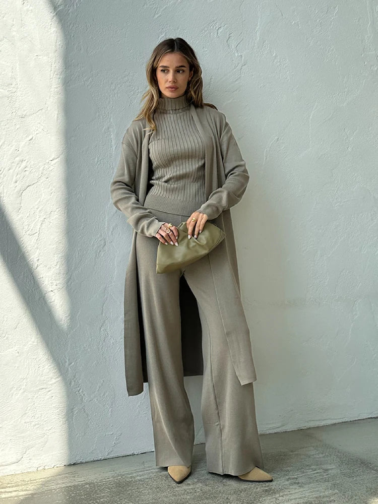 Dames Co Ord Set met Lange Cardigan en Mouwloze Coltrui voor Comfy Look 1