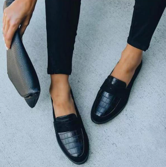 Dames Loafers van Leer met Minimalistisch Ontwerp en Comfortabele Pasvorm 0