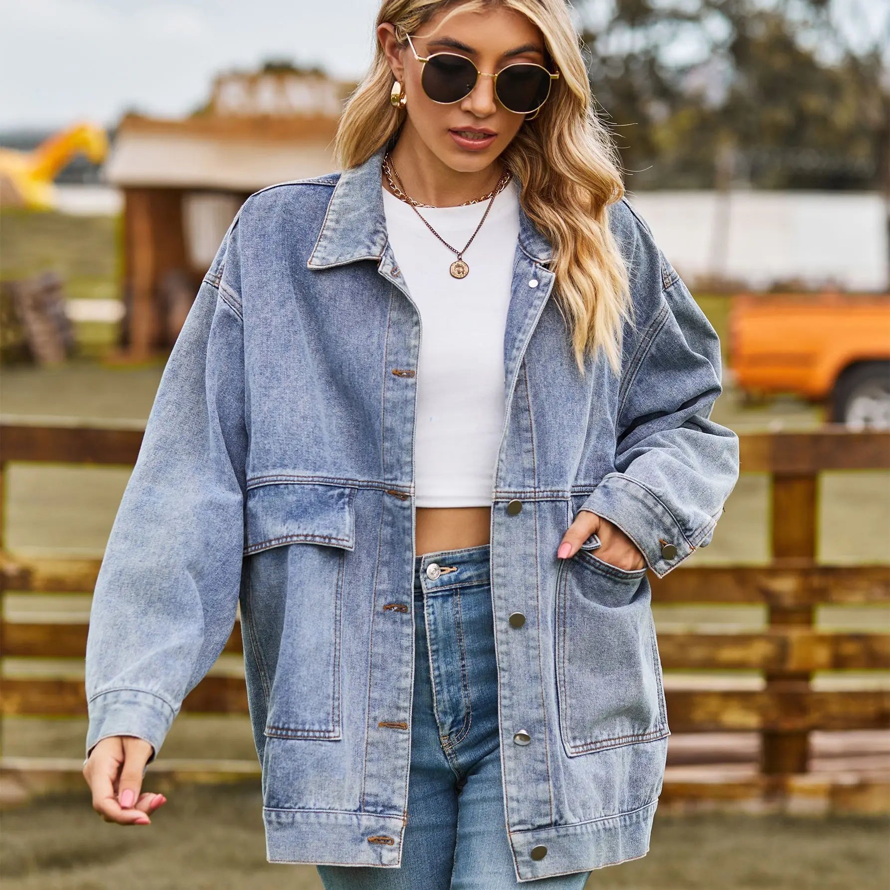 Dames Oversized Spijkerjack met Knoopsluiting en Lange Mouwen 1