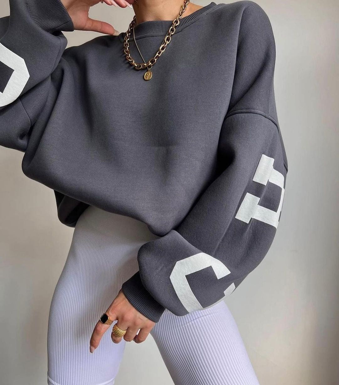 Dames Sweater met Zachte Stof en Trendy Grafische Details 1