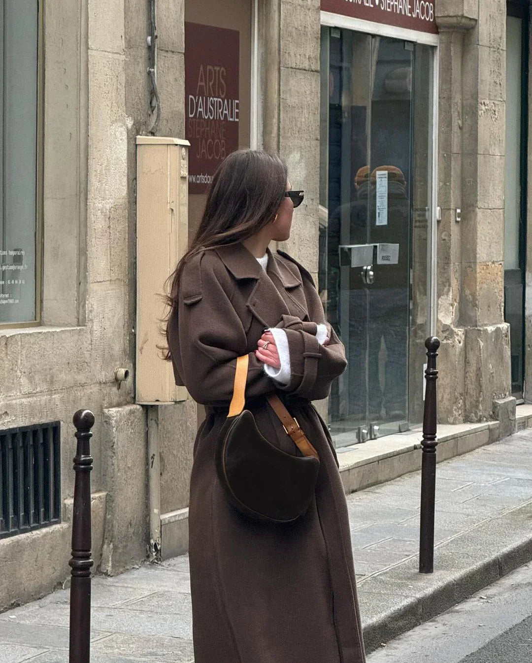 Dames Trenchcoat van Luxe Wol met Ceintuur en Double Breasted Sluiting 2
