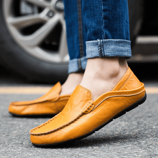 Heren Mocassins van Leer met Handgestikte Details en Comfortabele Inlegzool 0