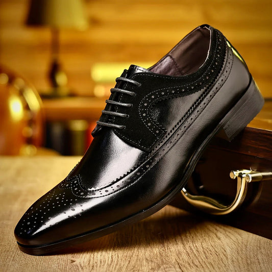 Heren Schoenen van Premium Leer met Gepolijste Afwerking en Slanke Silhouette 0