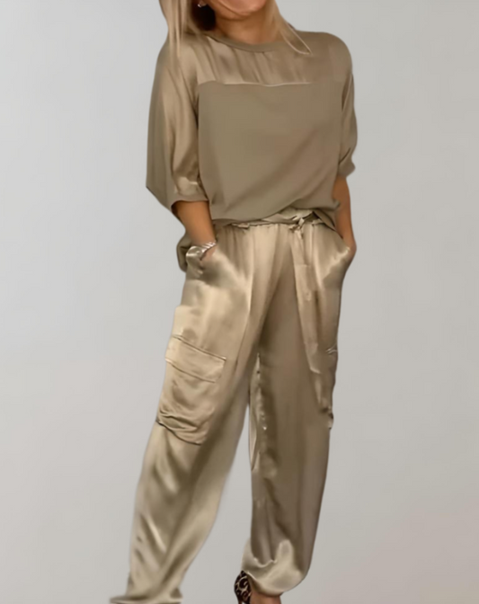 Vrouwen Stijlset met 3/4 Mouwen en Cargo Broek voor Elegante Gelegenheden 0