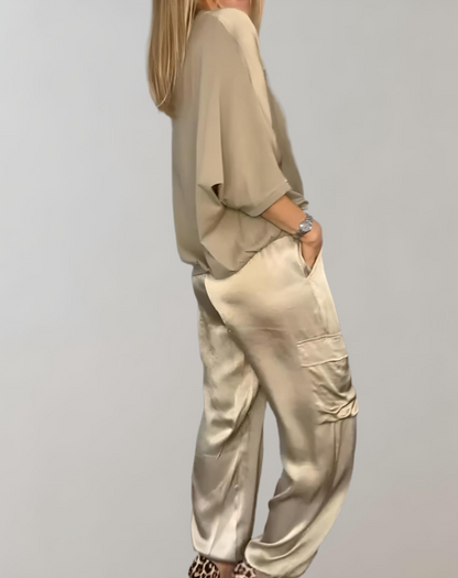 Vrouwen Stijlset met 3/4 Mouwen en Cargo Broek voor Elegante Gelegenheden 1