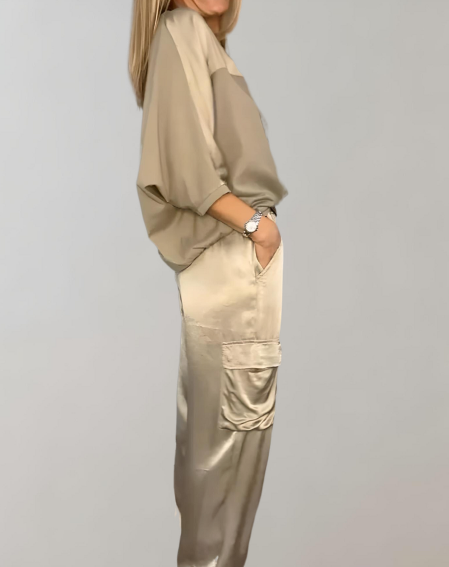 Vrouwen Stijlset met 3/4 Mouwen en Cargo Broek voor Elegante Gelegenheden 3