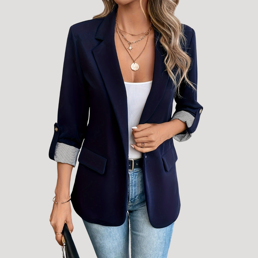Zwarte Blazer Dames met Tailored Fit en Opgerolde Mouwen 2