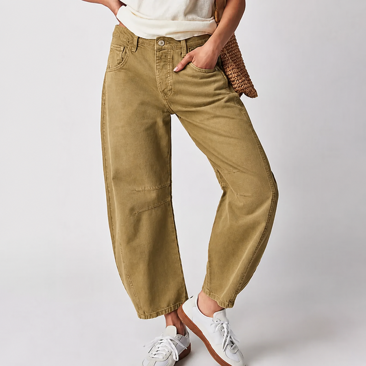 Dames Barrel Jeans met Wijde Pijpen en Lage Taille Beige