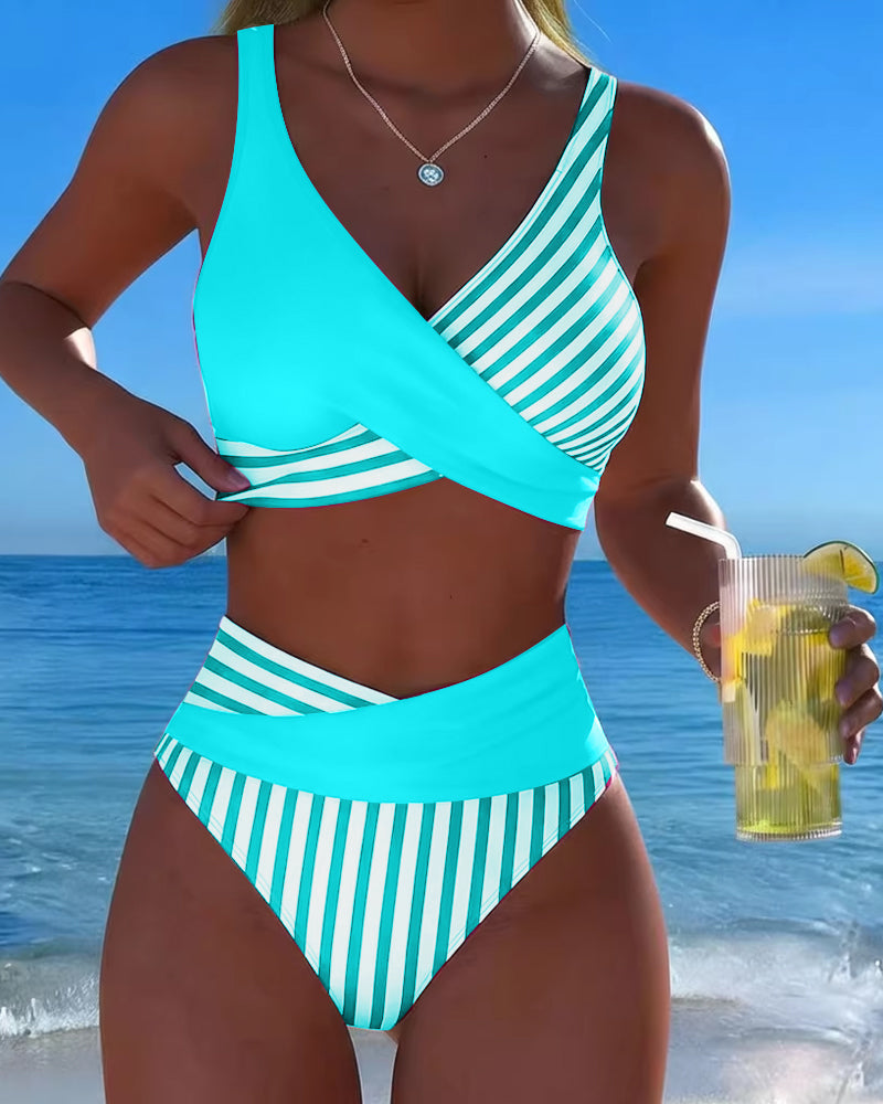 Dames Bikini met Gekruiste V-hals en Hoge Taille met Streepprint
