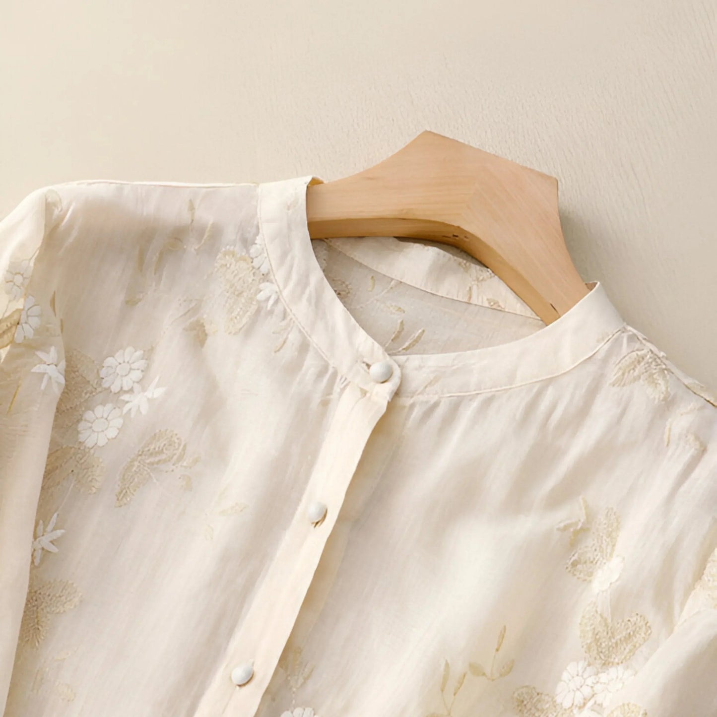Dames Blouse Driekwart Mouw met Bloemenborduursels en Knoopsluiting
