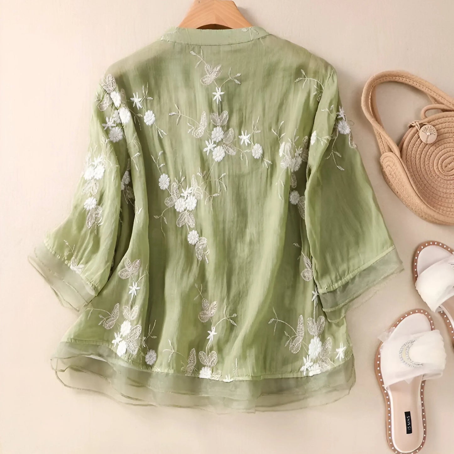 Dames Blouse Driekwart Mouw met Bloemenborduursels en Knoopsluiting