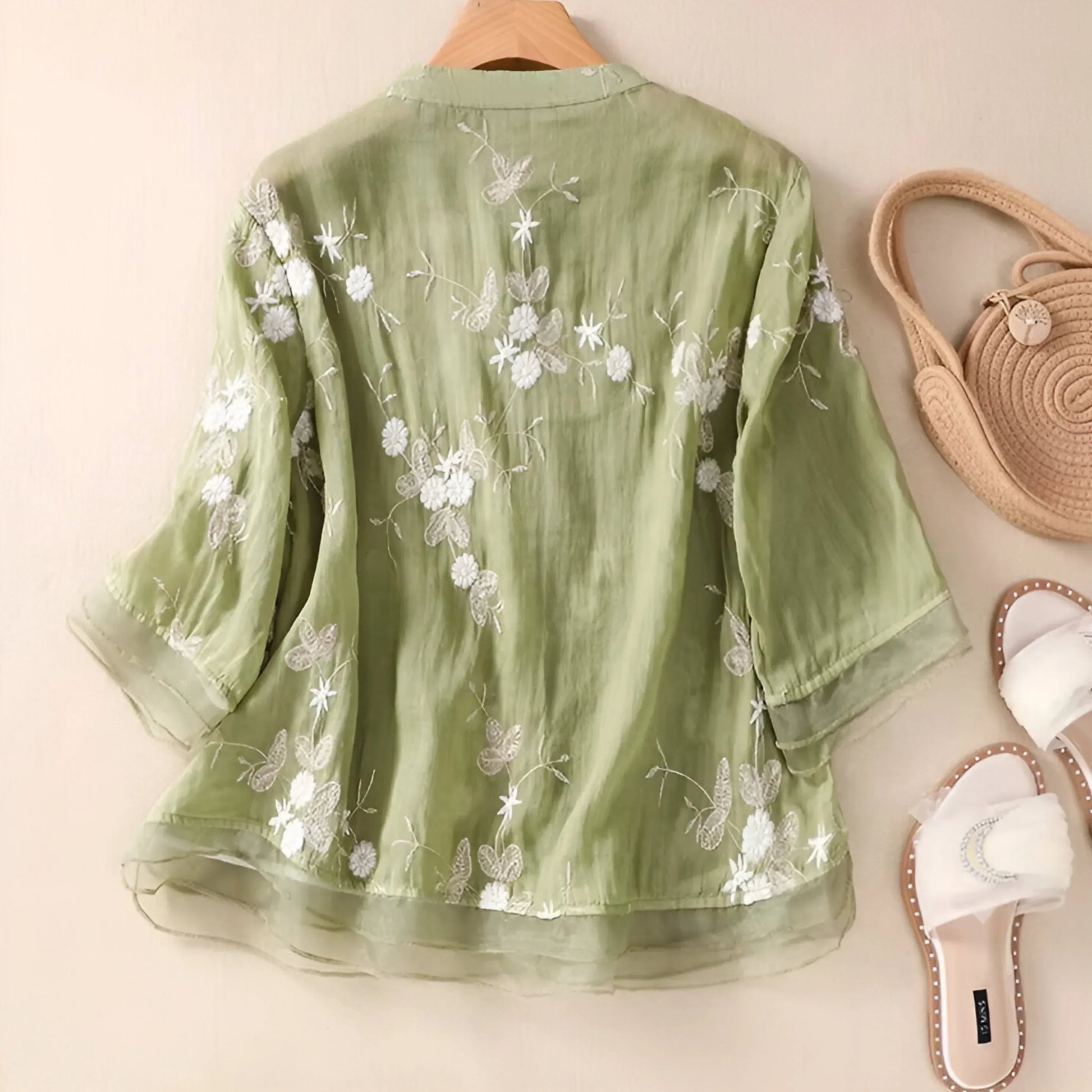 Dames Blouse Driekwart Mouw met Bloemenborduursels en Knoopsluiting