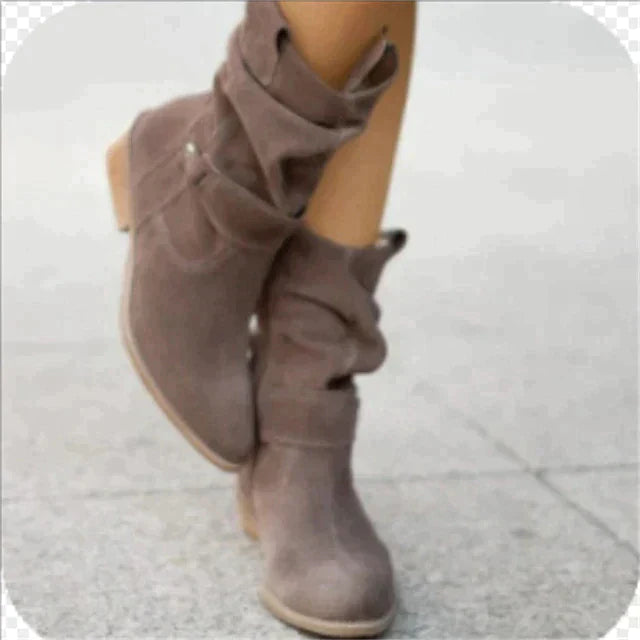 Dames Boots met Lage Hak, Ronde Neus en Geplooid Schafte Detail Donkergrijs