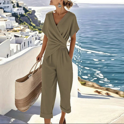 Dames Jumpsuit met Overslag V-hals, Korte Mouw en Omgeslagen Broekspijpen Kaki