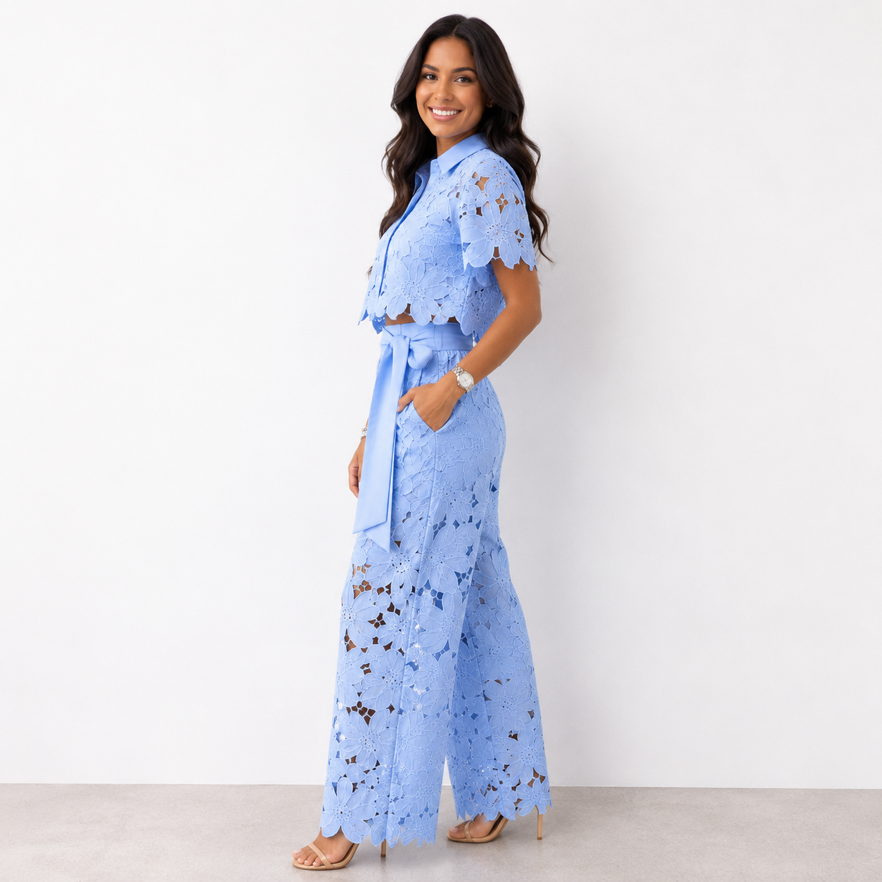 Dames Kanten Bloemen Crop Top en Wijde Broek Set met Strikceintuur