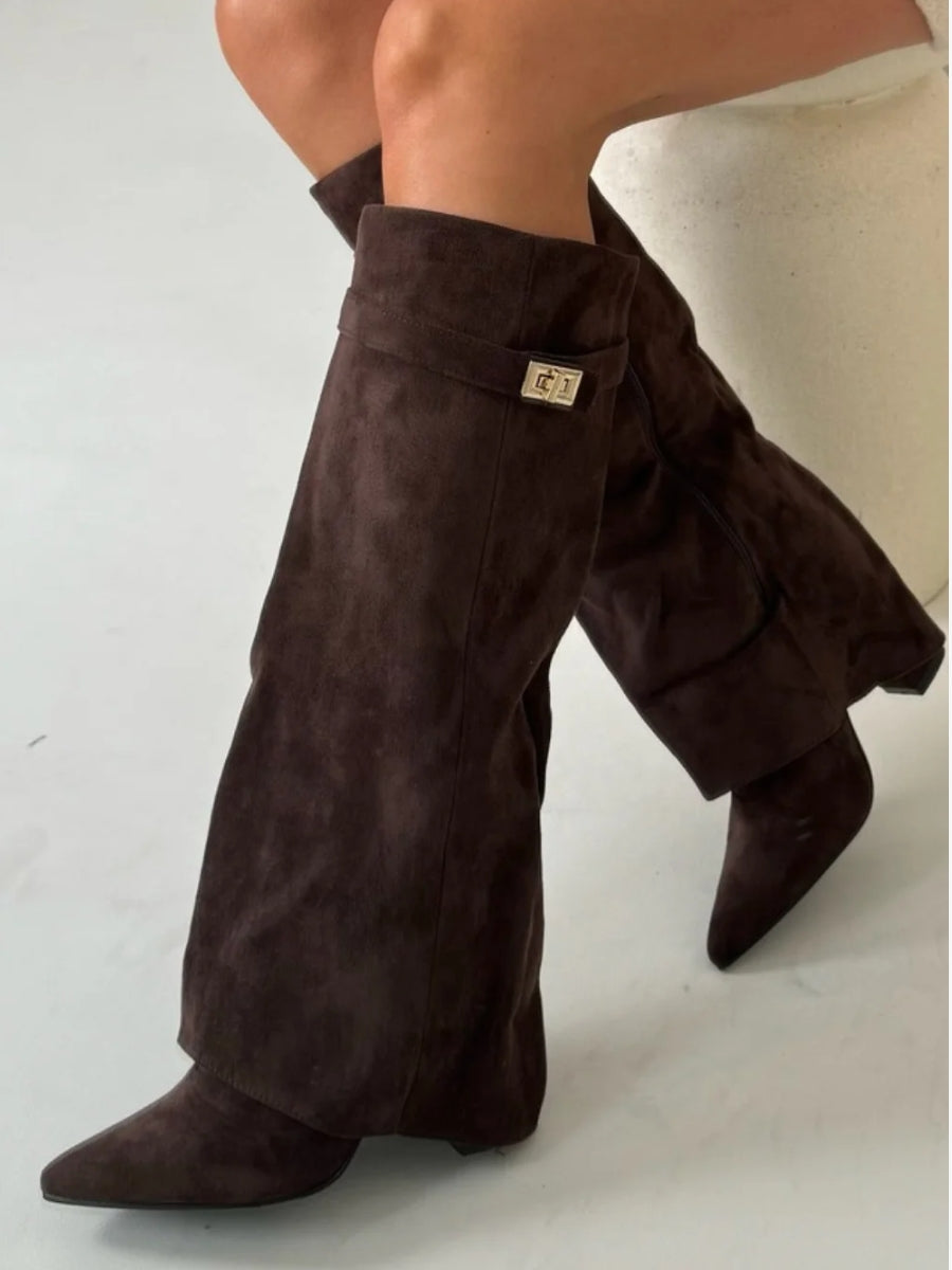 Dames Kniehoge Fold-Over Boots met Gouden Detail en Puntneus