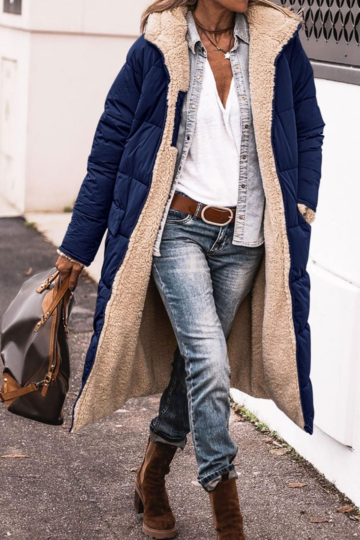 Dames Lange Winterjas met Capuchon en Sherpa Voering Marineblauw