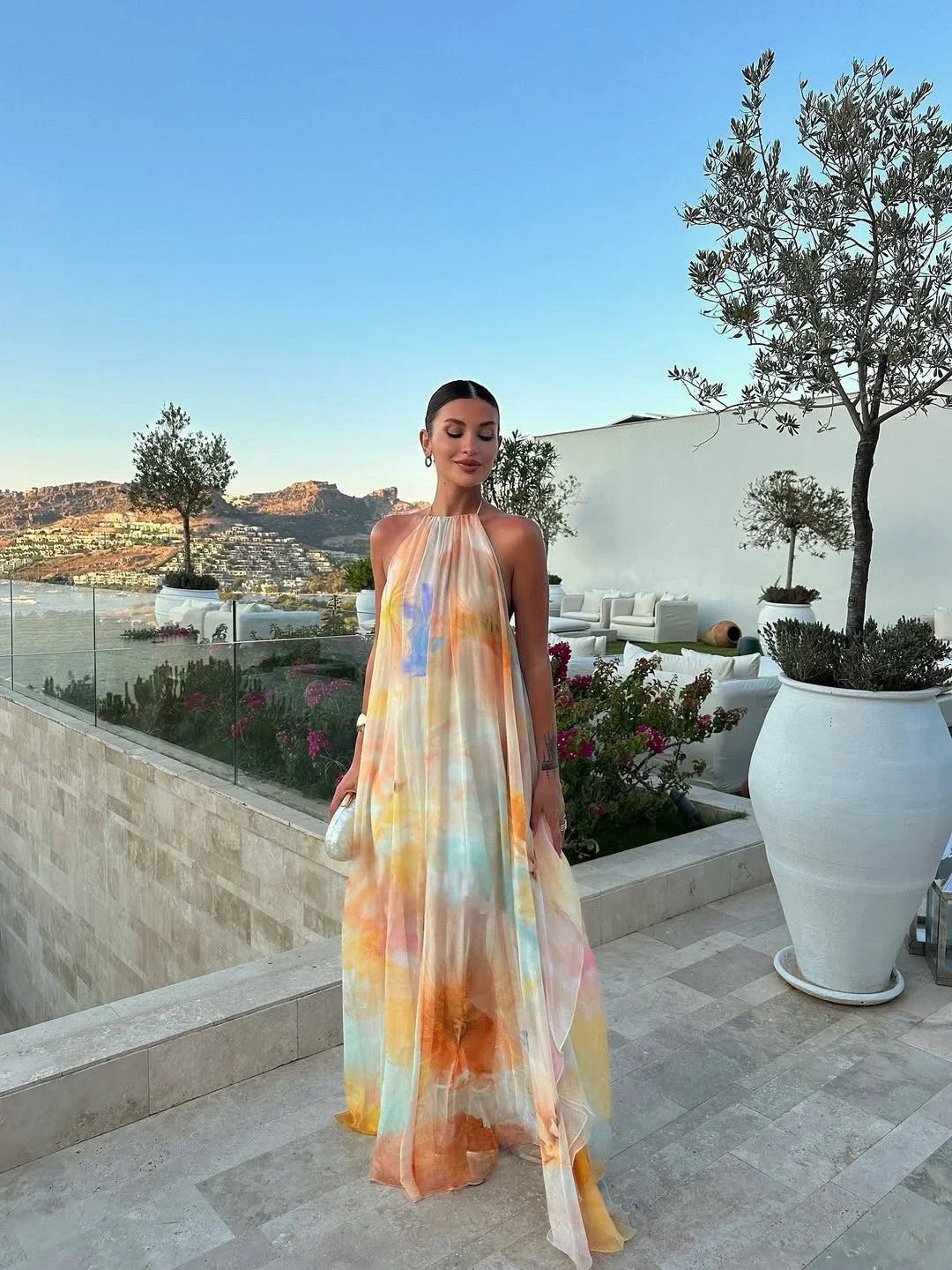 Dames Maxi Jurk met Halternek en Open Rug Tie-dye Print