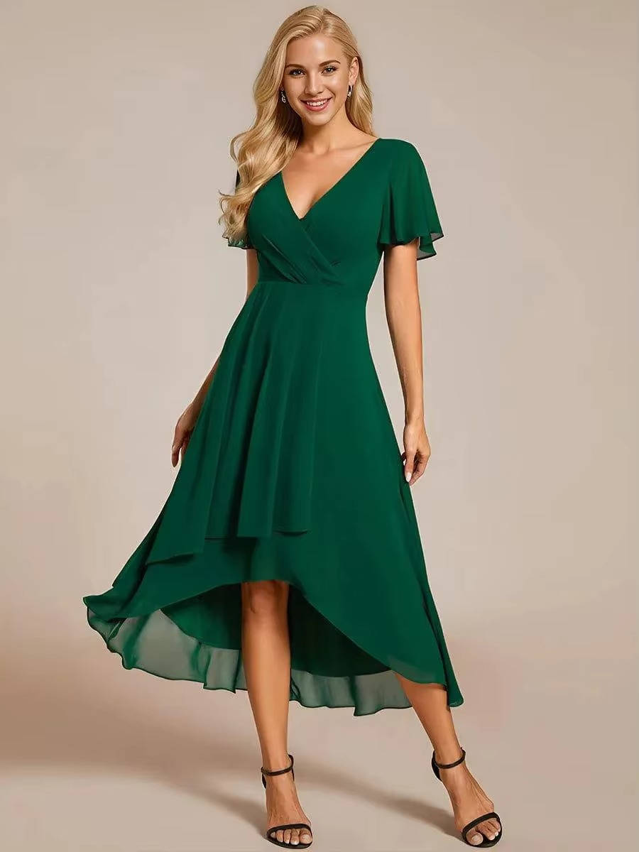 Dames Midi Jurk met V-hals, Wikkeloptiek en Asymmetrische Gelaagde Rok Groen