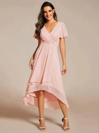 Dames Midi Jurk met V-hals, Wikkeloptiek en Asymmetrische Gelaagde Rok Roze