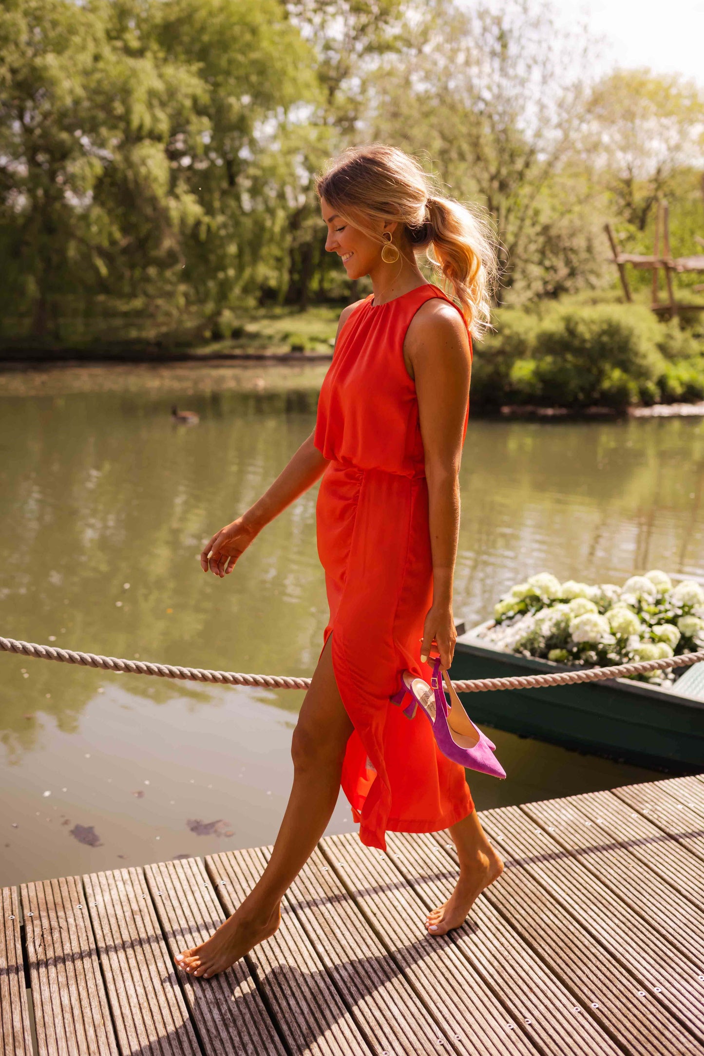 Dames Midi Jurk Mouwloos met Halskraag en Beenslip