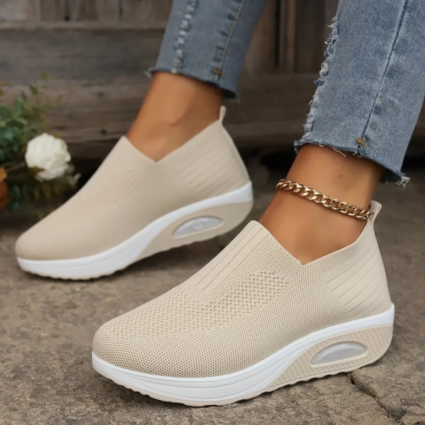 Dames Sneakers met Luchtzool en Slip-on Sluiting Beige