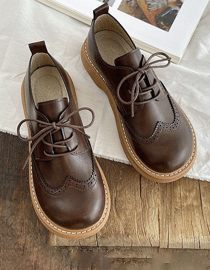 Dames Oxford Schoenen met Brede Vierkante Neus en Brogue Details Koffiebruin