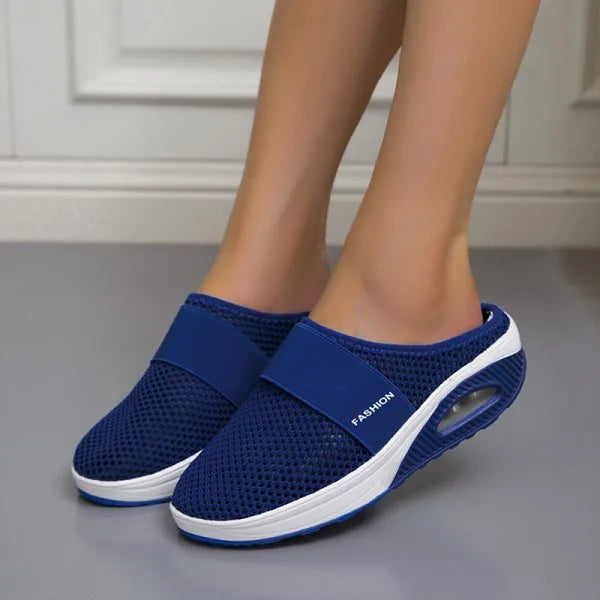 Dames Slip-on Slippers met Gestructureerde Zool en Brede Bandage