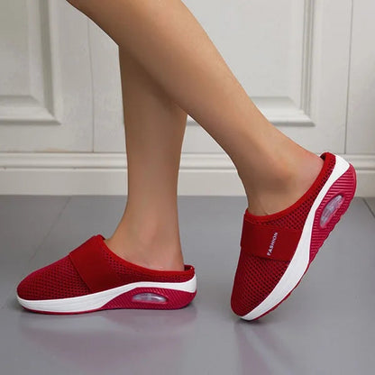 Dames Slip-on Slippers met Gestructureerde Zool en Brede Bandage