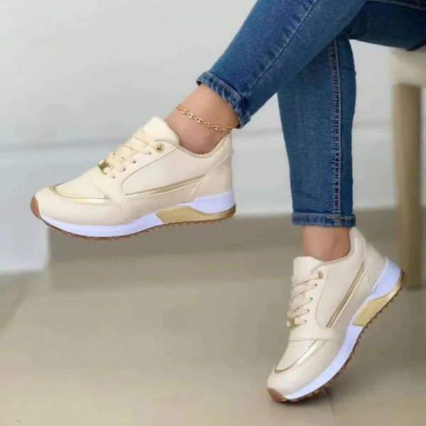Dames Sneakers met Plateauzool en Vetersluiting Beige