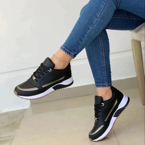 Dames Sneakers met Plateauzool en Vetersluiting Zwart