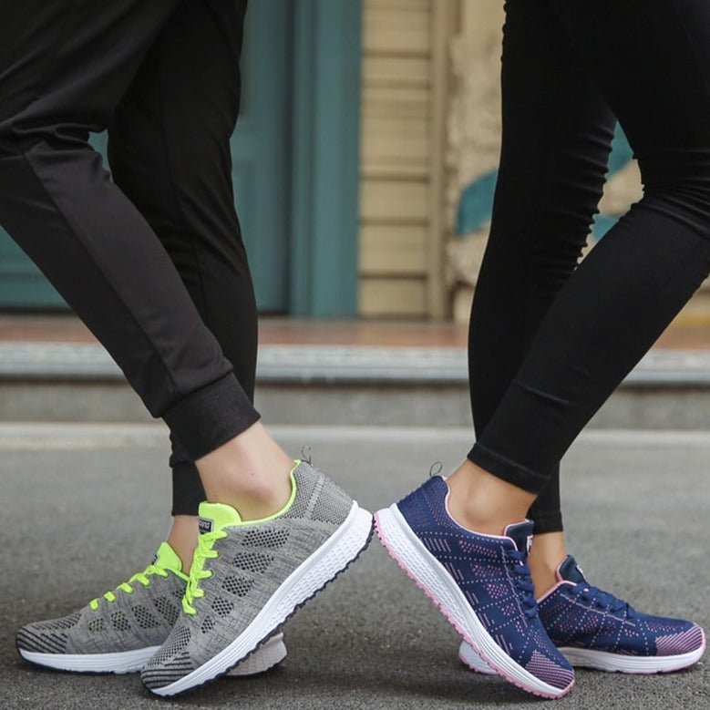 Dames Sneakers met Vetersluiting en Ronde Neus