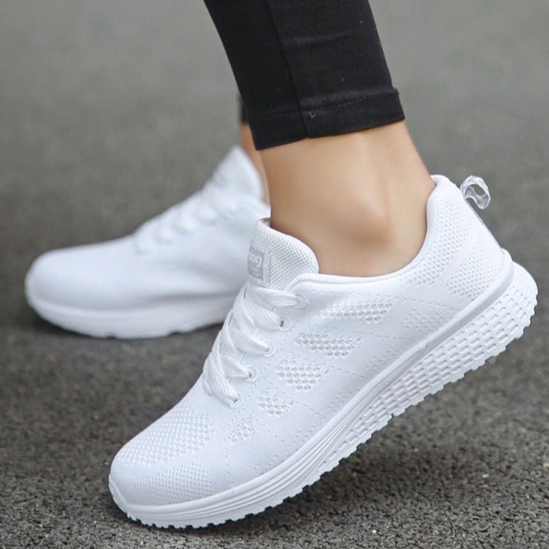 Dames Sneakers met Vetersluiting en Ronde Neus