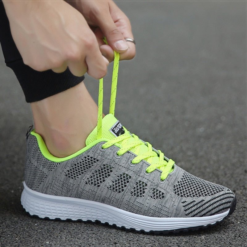 Dames Sneakers met Vetersluiting en Ronde Neus
