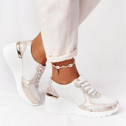 Dames Sneakers met Wedge Zool en Vetersluiting