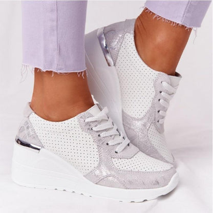 Dames Sneakers met Wedge Zool en Vetersluiting