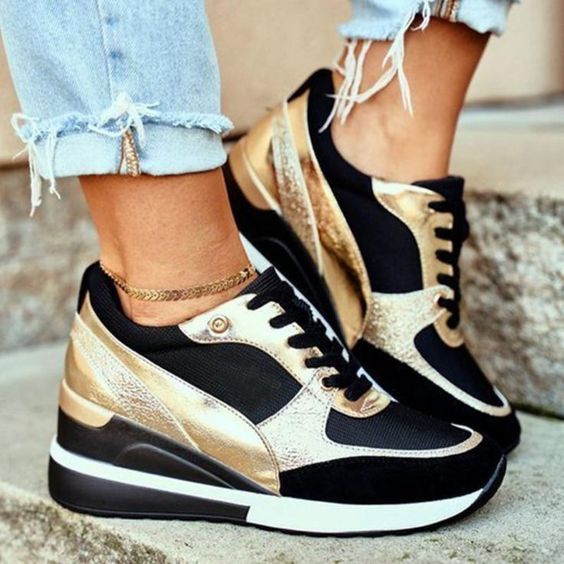 Dames Sneakers met Wedge Zool en Vetersluiting