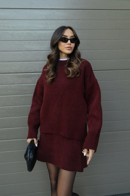 Dames Tweedelige Set met Oversized Trui en Korte Rok Bordeaux