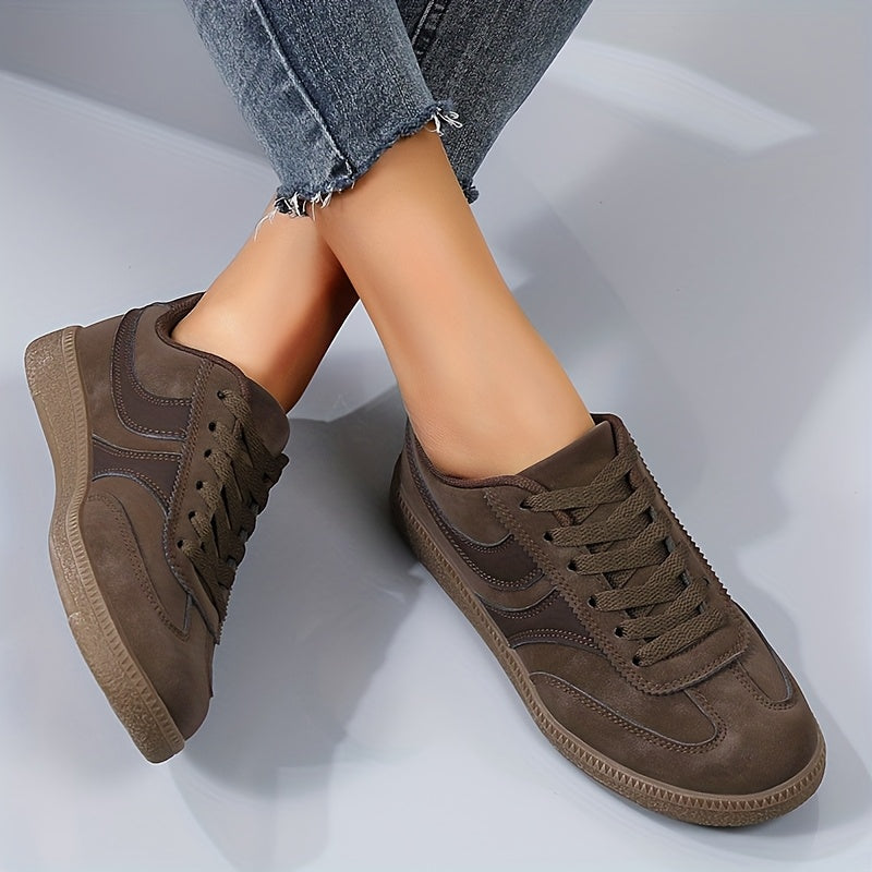 Dames Vintage Sneakers met Vetersluiting en Ronde Neus