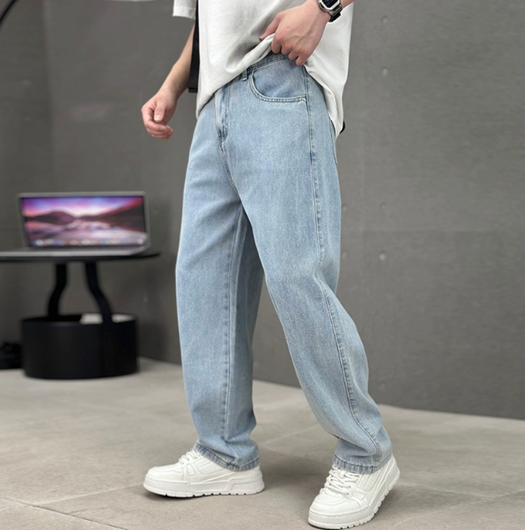 Heren Jeans met Rechte Pijpen en Losse Pasvorm Lichtblauw