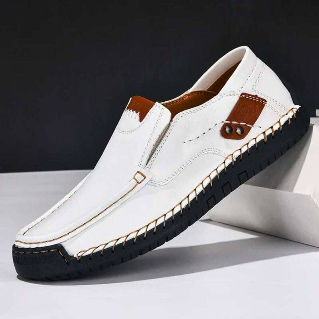 Heren Loafers Slip-On met Stiksel Detail en Vlakke Zool Wit