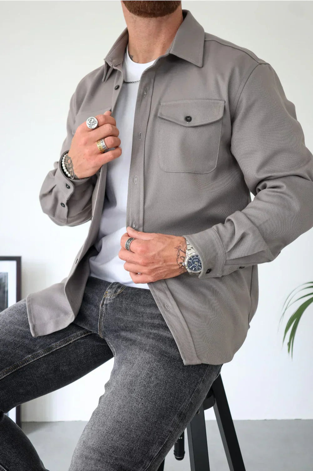 Heren Overshirt Lange Mouw met Borstzakken en Klassieke Kraag Grijs