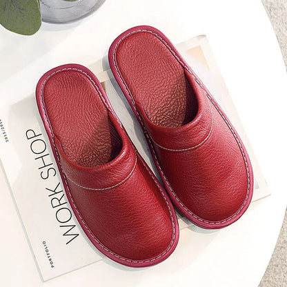 Unisex Pantoffels met Faux Leather Look en Ronde Neus Donkerrood