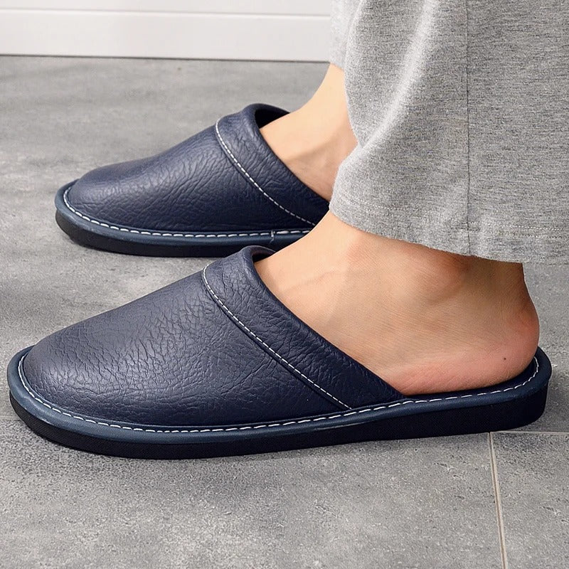 Unisex Pantoffels met Faux Leather Look en Ronde Neus